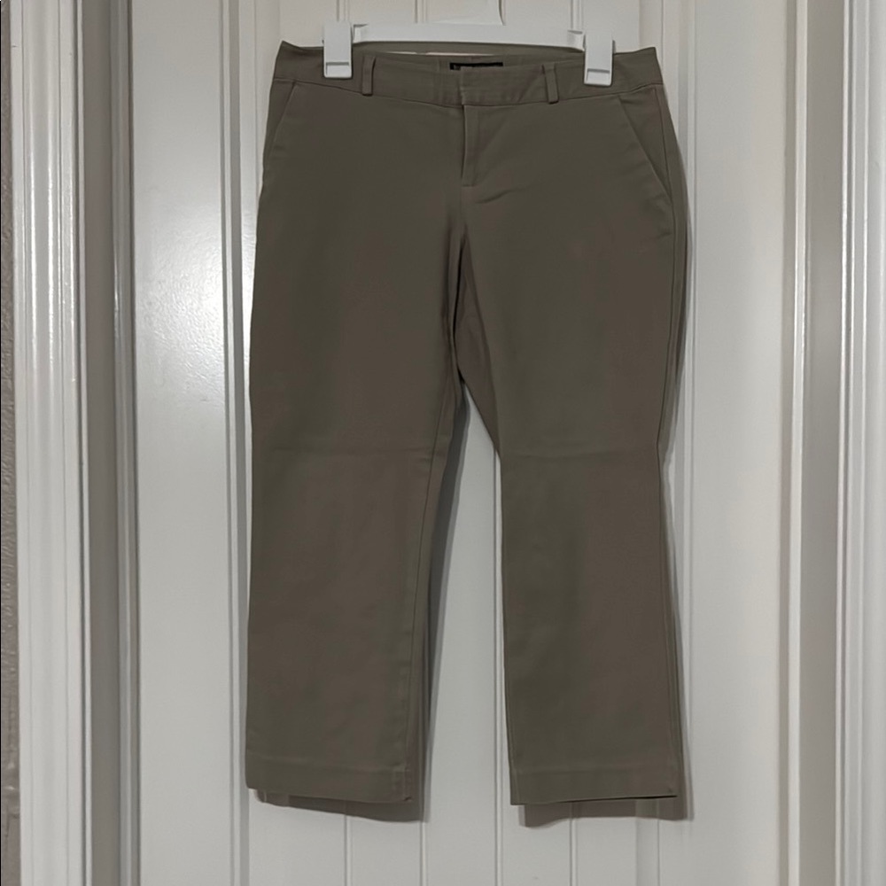 Banana republic Khaki Cropped Pants